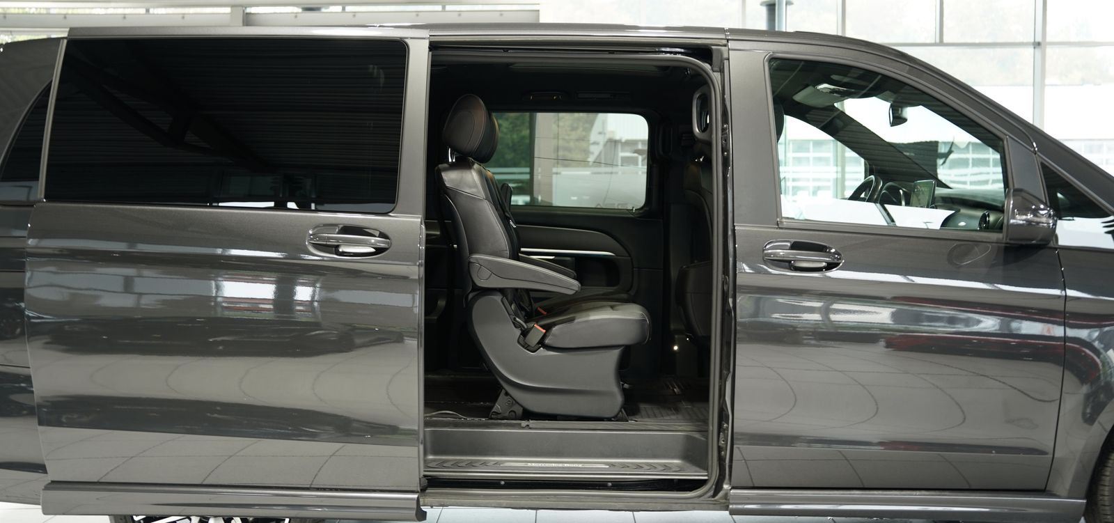 Mercedes Benz V 300