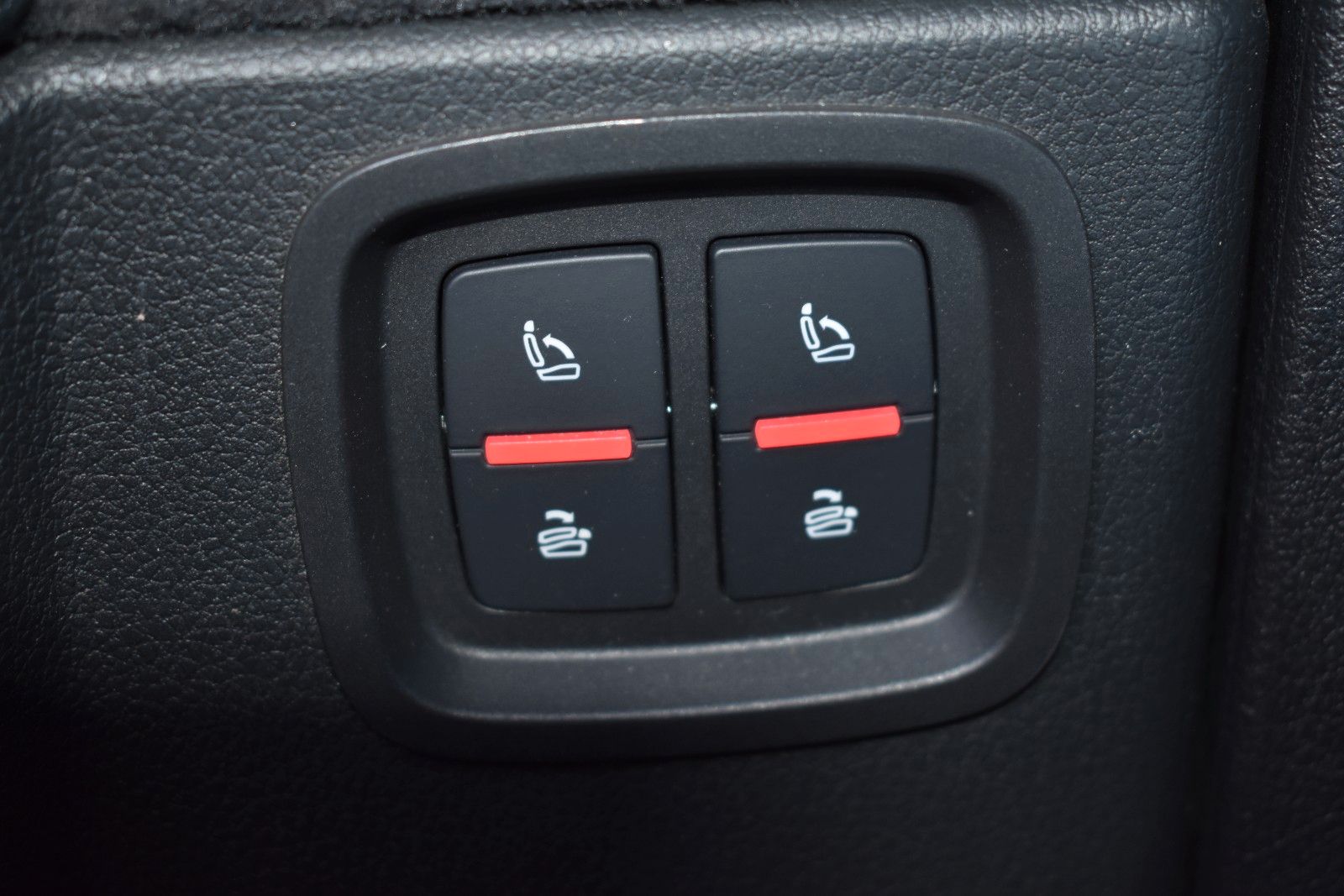 Fahrzeugabbildung Audi Q7 50 TDI quattro S Line/PANO/Night/7 Sitz/B&O