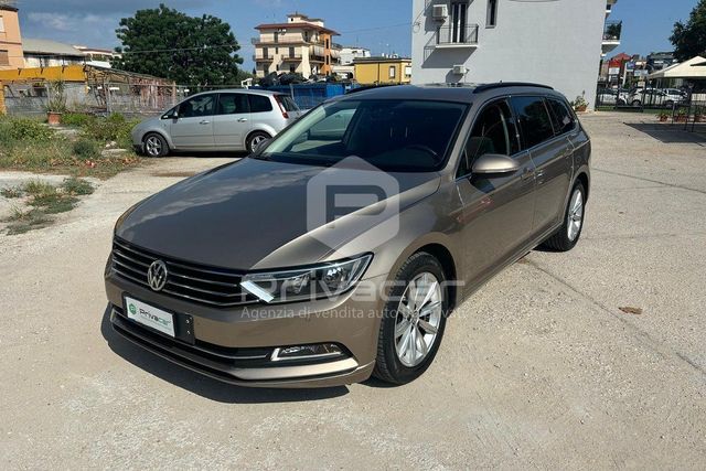 Volkswagen VOLKSWAGEN Passat Variant 1.6 TDI SCR DSG Busine