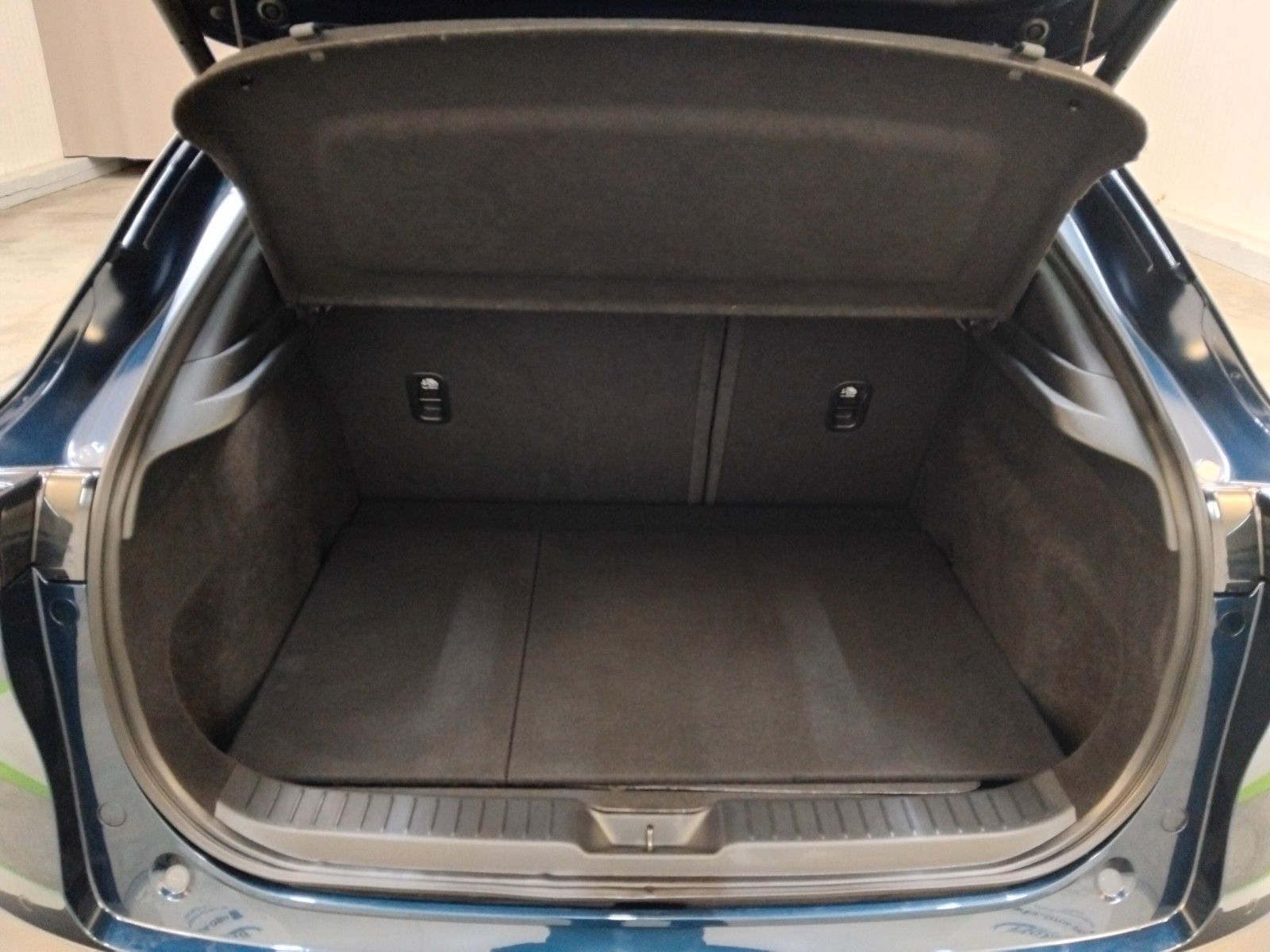 Mazda CX-30 (03/2022, Benzin)