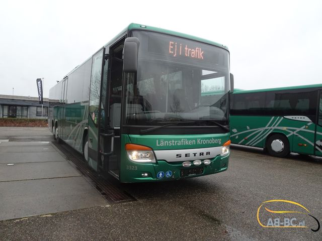 Setra S417 UL 58 SITZE MIT LIFT