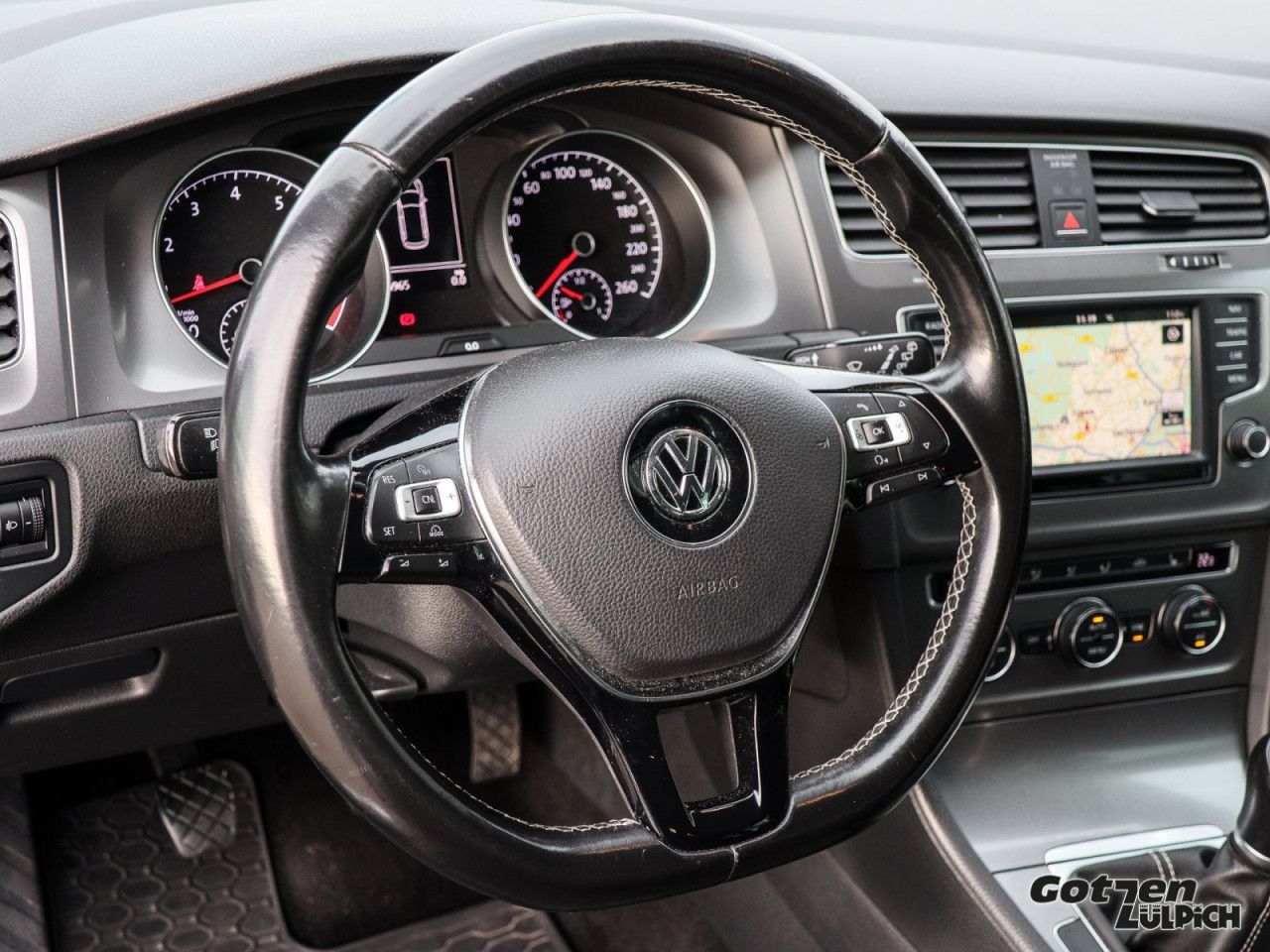 Fahrzeugabbildung Volkswagen Golf VII Variant 1.4 TSI BMT Lounge 1.4 TSI Navi