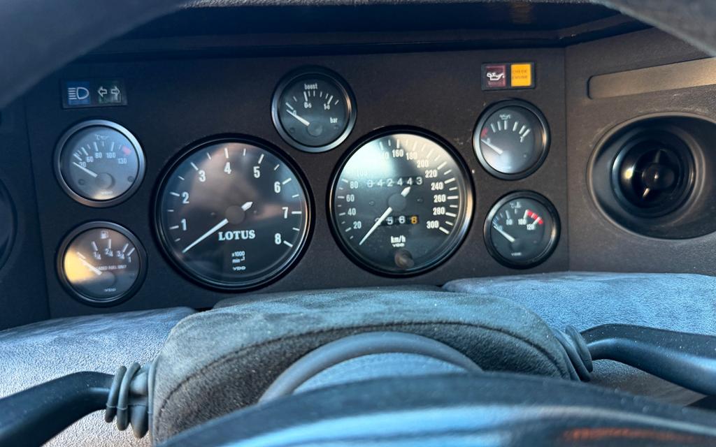 Lotus Esprit