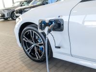 BMW 330 - Vorschau Bild 23