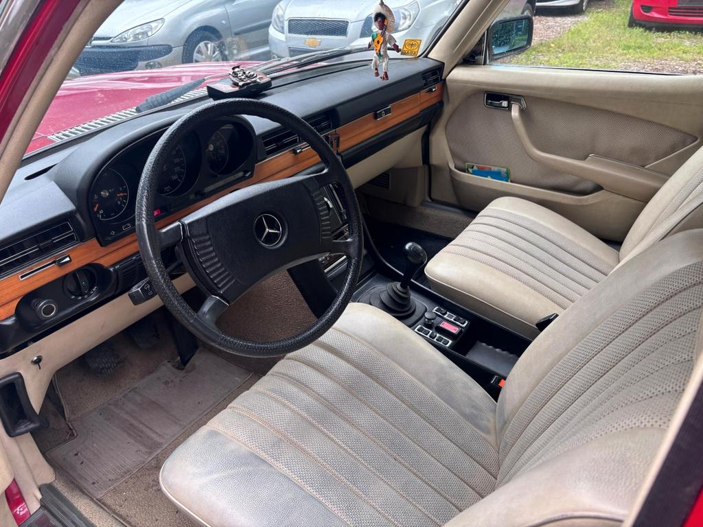 Mercedes-Benz 280