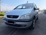 Opel Zafira 1.8 16V Elegance 7 Sitzer Tüv 01/27 Klima - gebrauchte Opel Zafira aus dem Jahr 2002