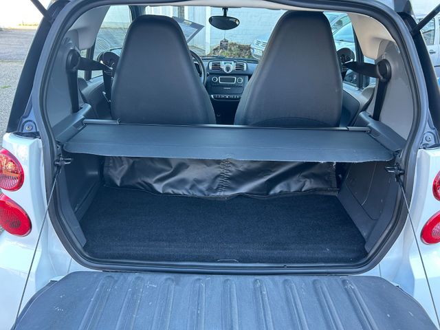 Fahrzeugabbildung Smart ForTwo Aut.+NaviZB+Klima+LM+WR+Panorama