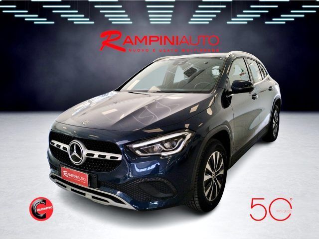 Mercedes-Benz MERCEDES-BENZ GLA 180 d Automatic Sport Km 73.00 imagem 2