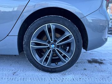 BMW 118i Sport Line DAB LED WLAN Tempomat Klimaaut.