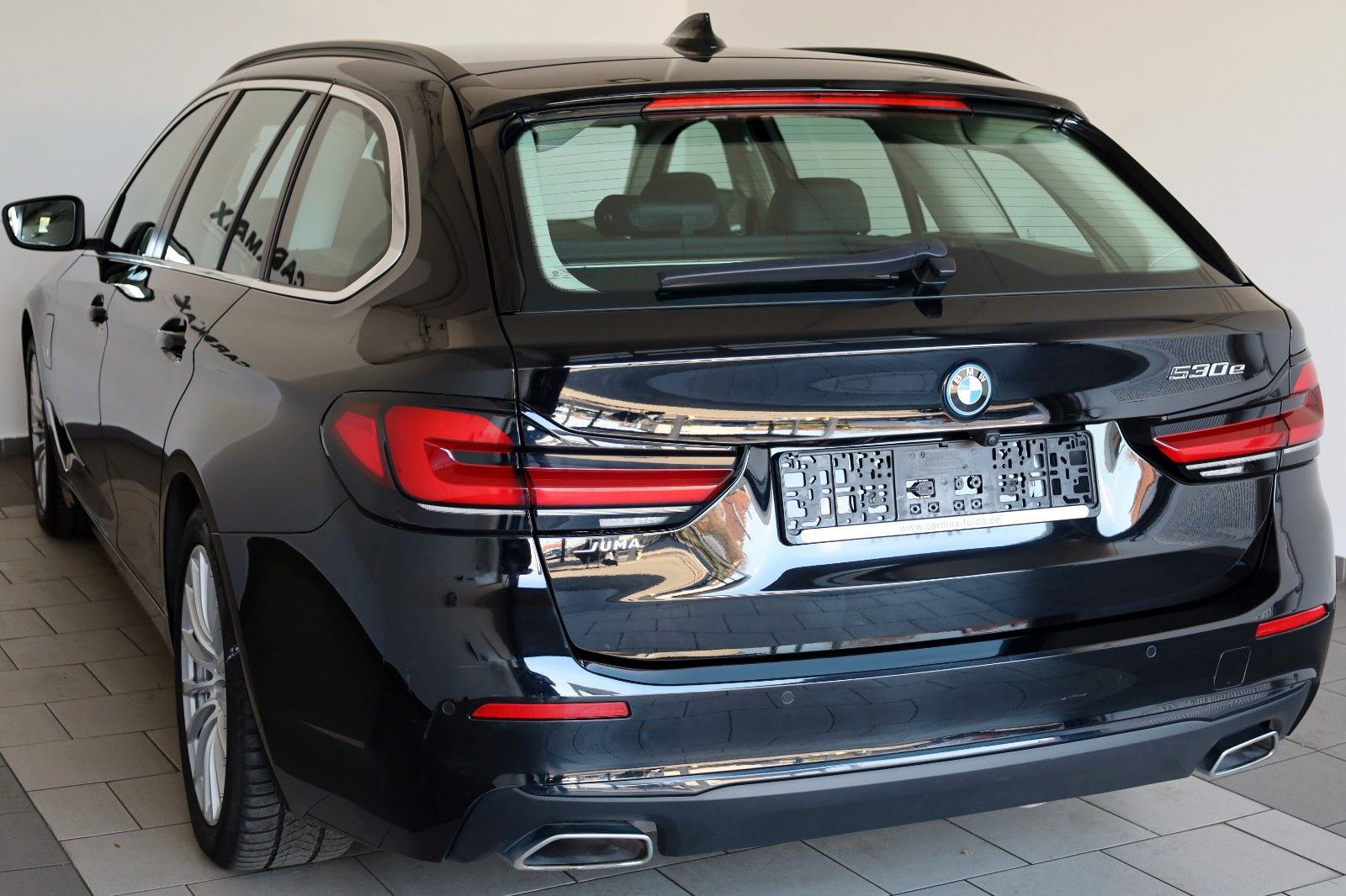 Fahrzeugabbildung BMW 530 e Touring,Leder,Navi,LED,SH,Kamera,HUD