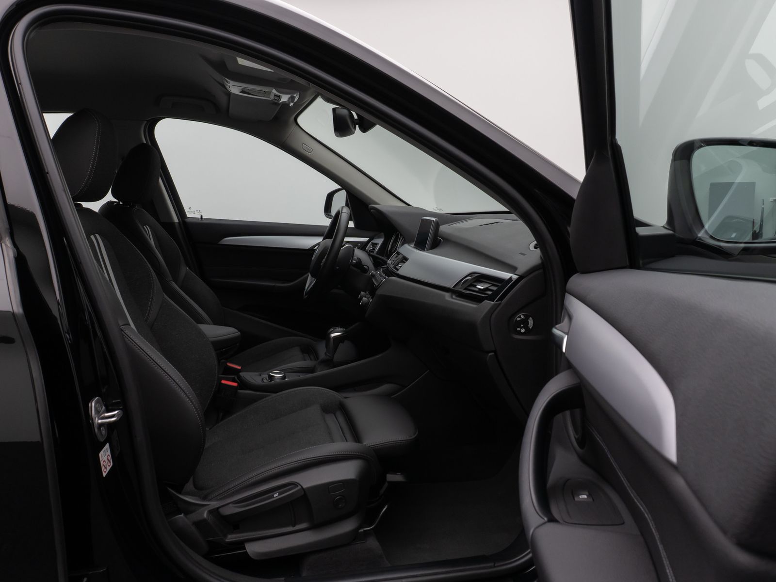 Fahrzeugabbildung BMW X1 xD25e Kamera DAB Komfort Sportsitz Parkassist