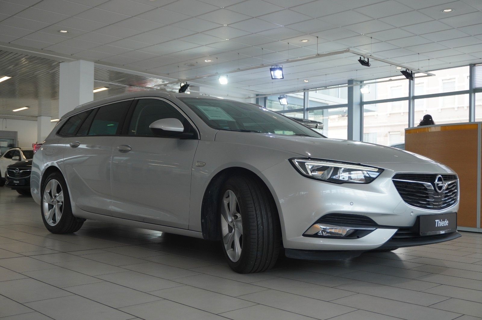Fahrzeugabbildung Opel Insignia B ST 1.5T DYNAM. NAVI/LED/KAMERA/VIRTU.