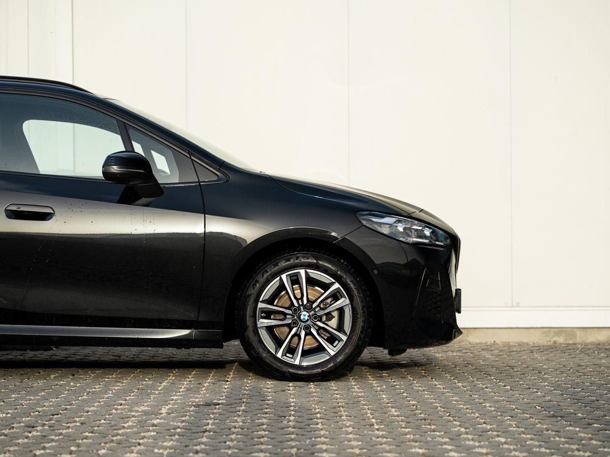 BMW 218d Active Tourer M-Sport AHK PANO ACC HuD 360° foto 7