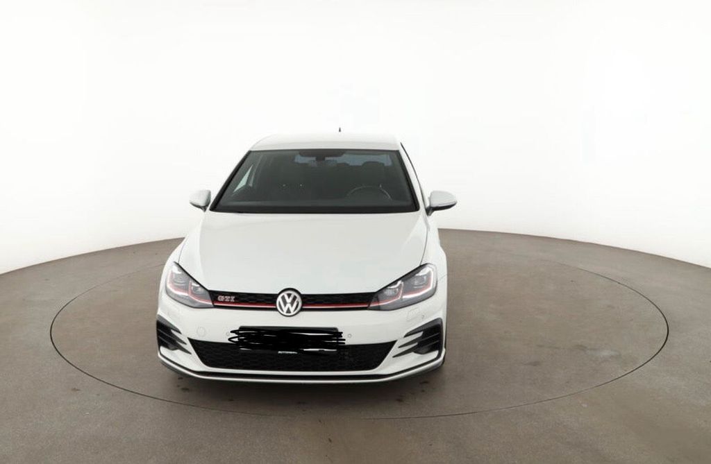 Image of Volkswagen Golf