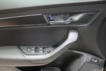 Skoda Karoq Sportline 4x4 AHK Pano 19 Zoll Canton