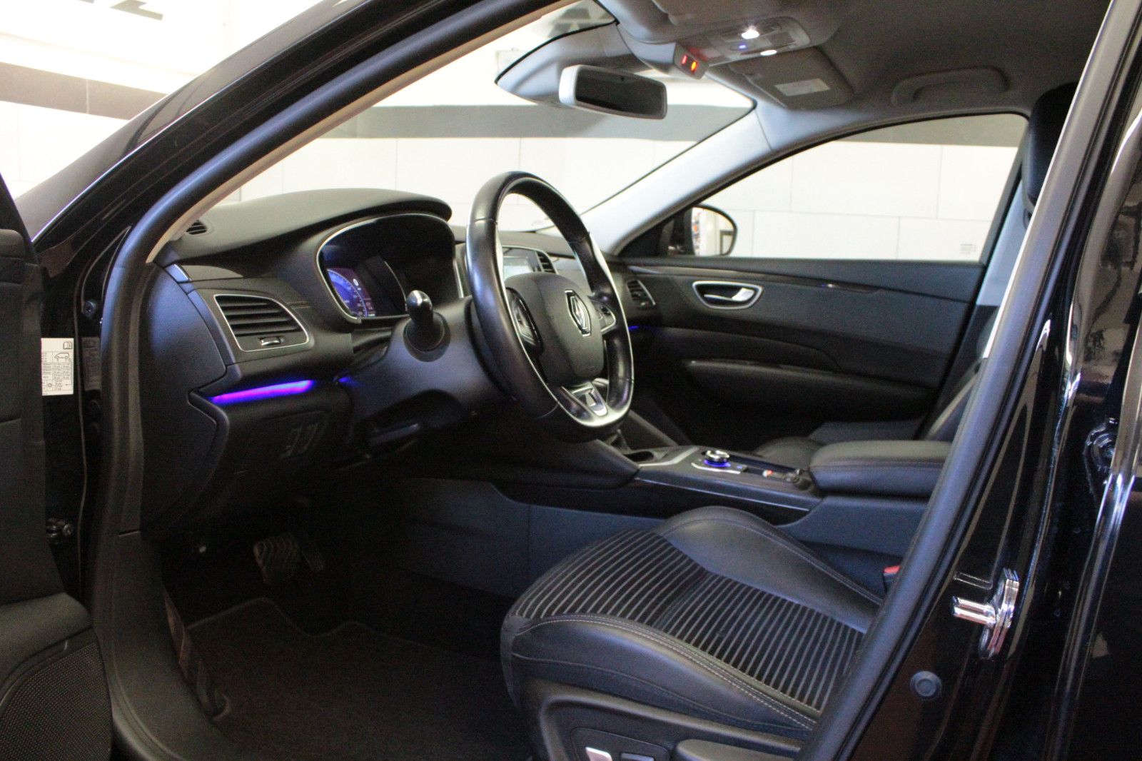 Fahrzeugabbildung Renault Talisman ENERGY TCe 200 EDC Intens Grandtour