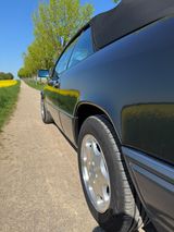Mercedes-Benz E 220 E 220 - Mercedes-Benz E-Class aus 1996