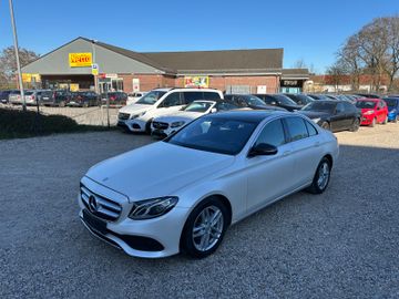 Mercedes E 220 - 1
