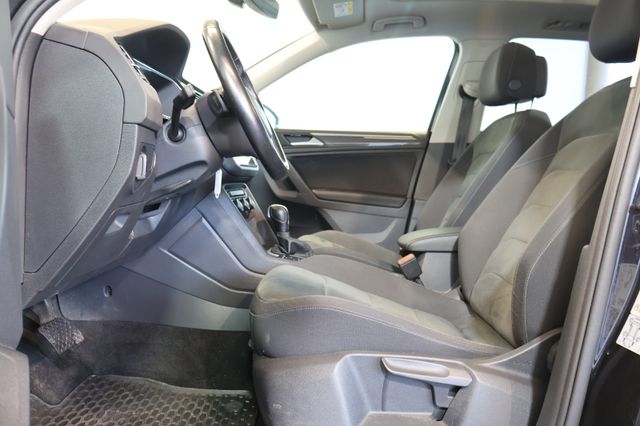 Volkswagen Tiguan R-LINE 2.0 TDI 4M AID+ACC+SIDE+PANO+AHK