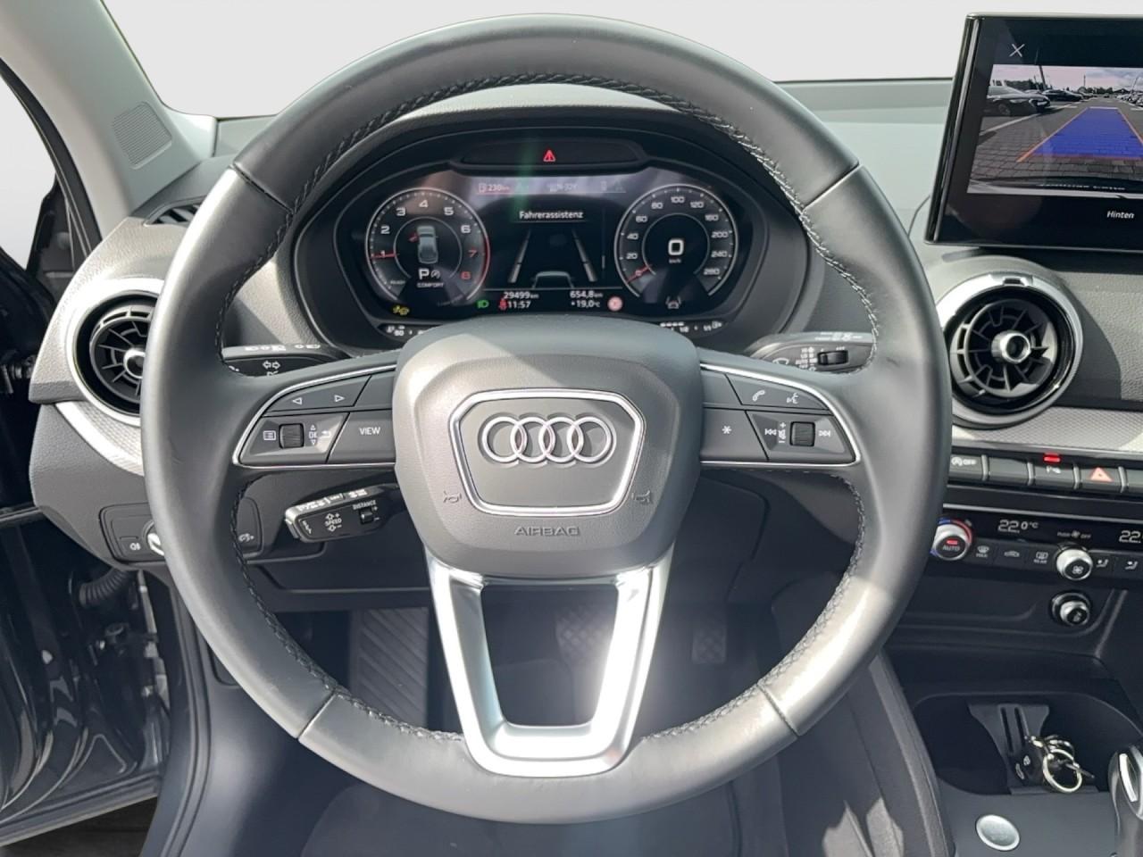 Audi Q2 35 TFSI S tronic advanced LED Navi RKamera, миниатюра 16