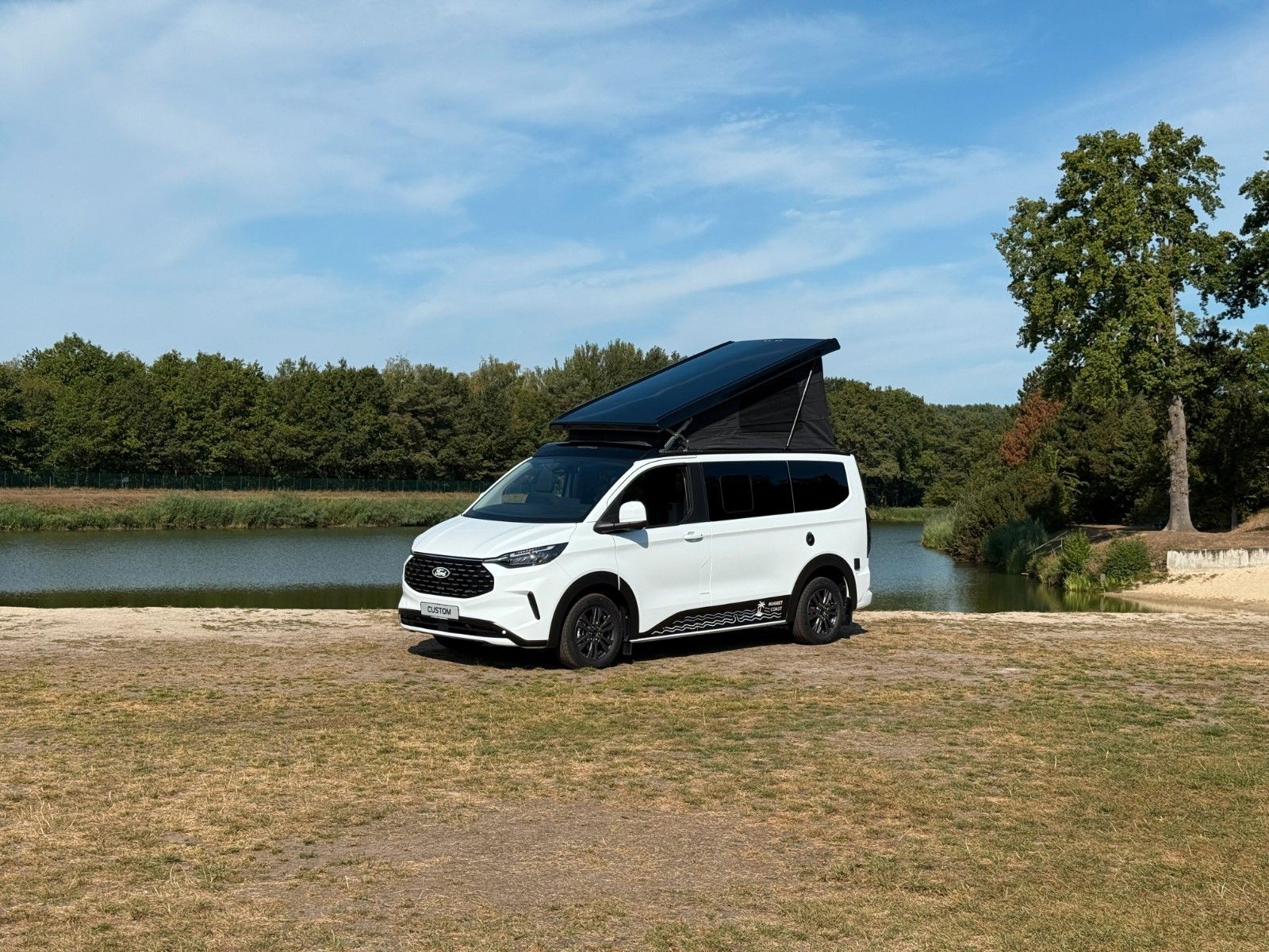 Vehicle image Ford Nugget L1 Coast | New model V710