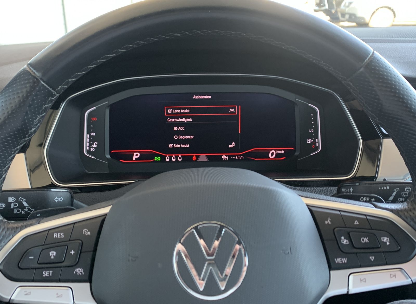 Fahrzeugabbildung Volkswagen Passat Alltrack 2.0 TDI*4Motion*Leder*AHK*Pano*