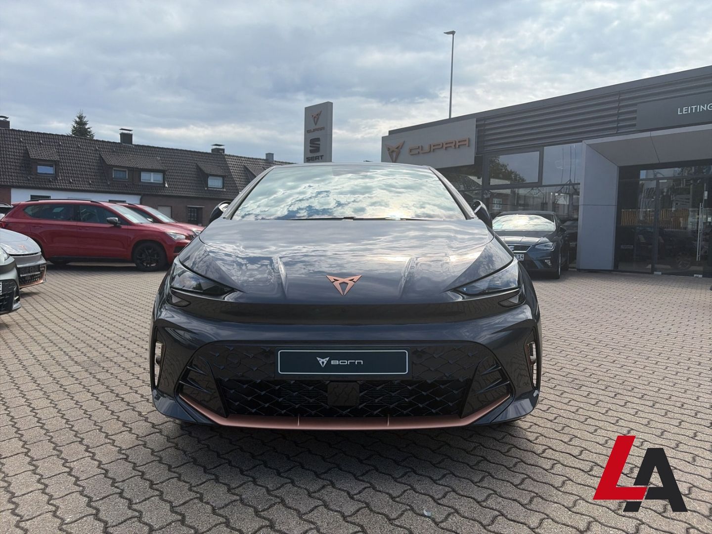Cupra Born VZ 326 PS 79 kWh NAVI MEMORY SITZE 360 KAME imagem 2