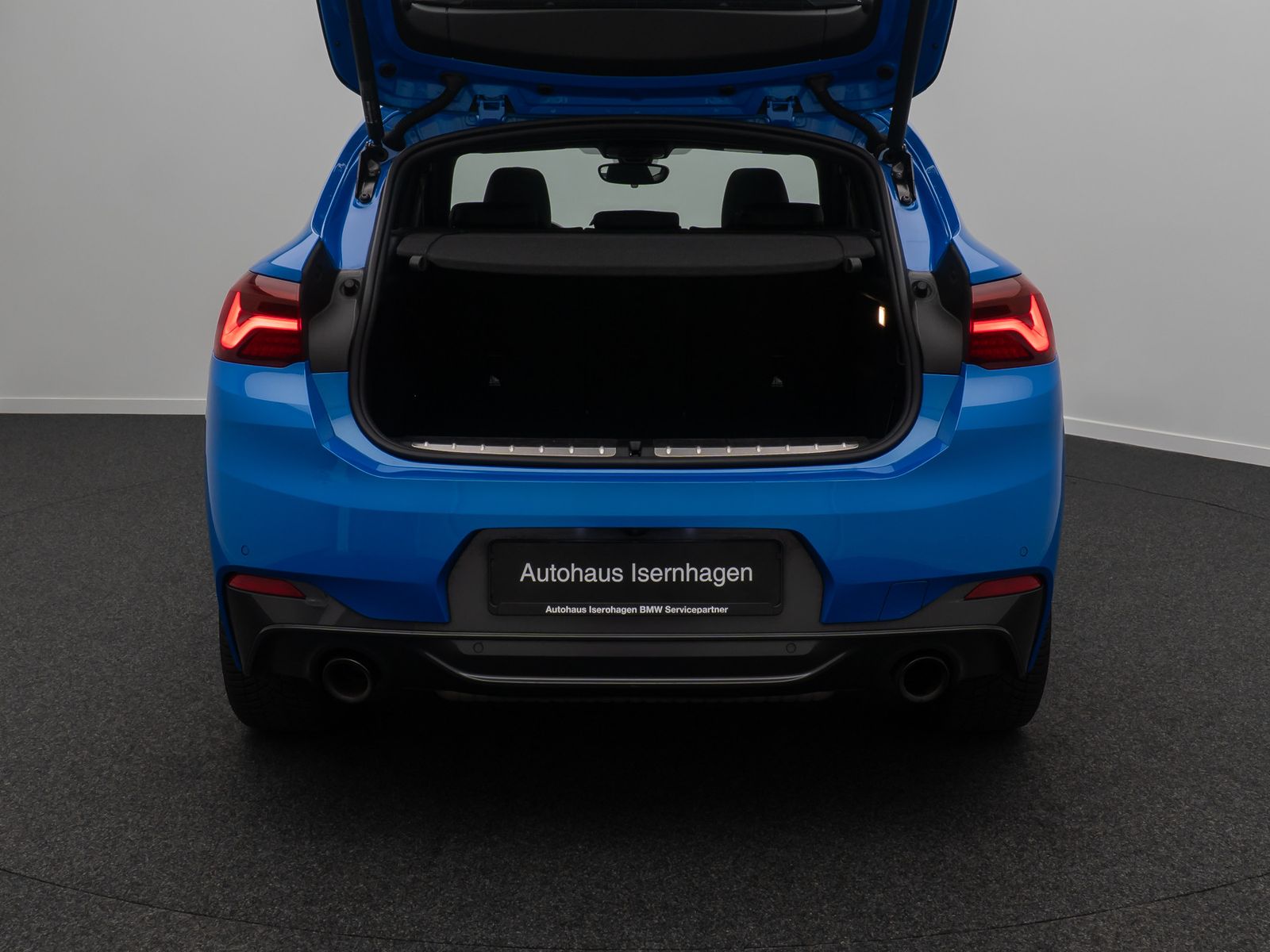 Fahrzeugabbildung BMW X2 M35i HUD DAB Kamera ACC Komfort Panorama HiFi