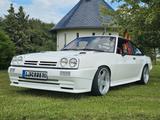 Opel Manta B  Kultauto GTÜ Gutachten 2+