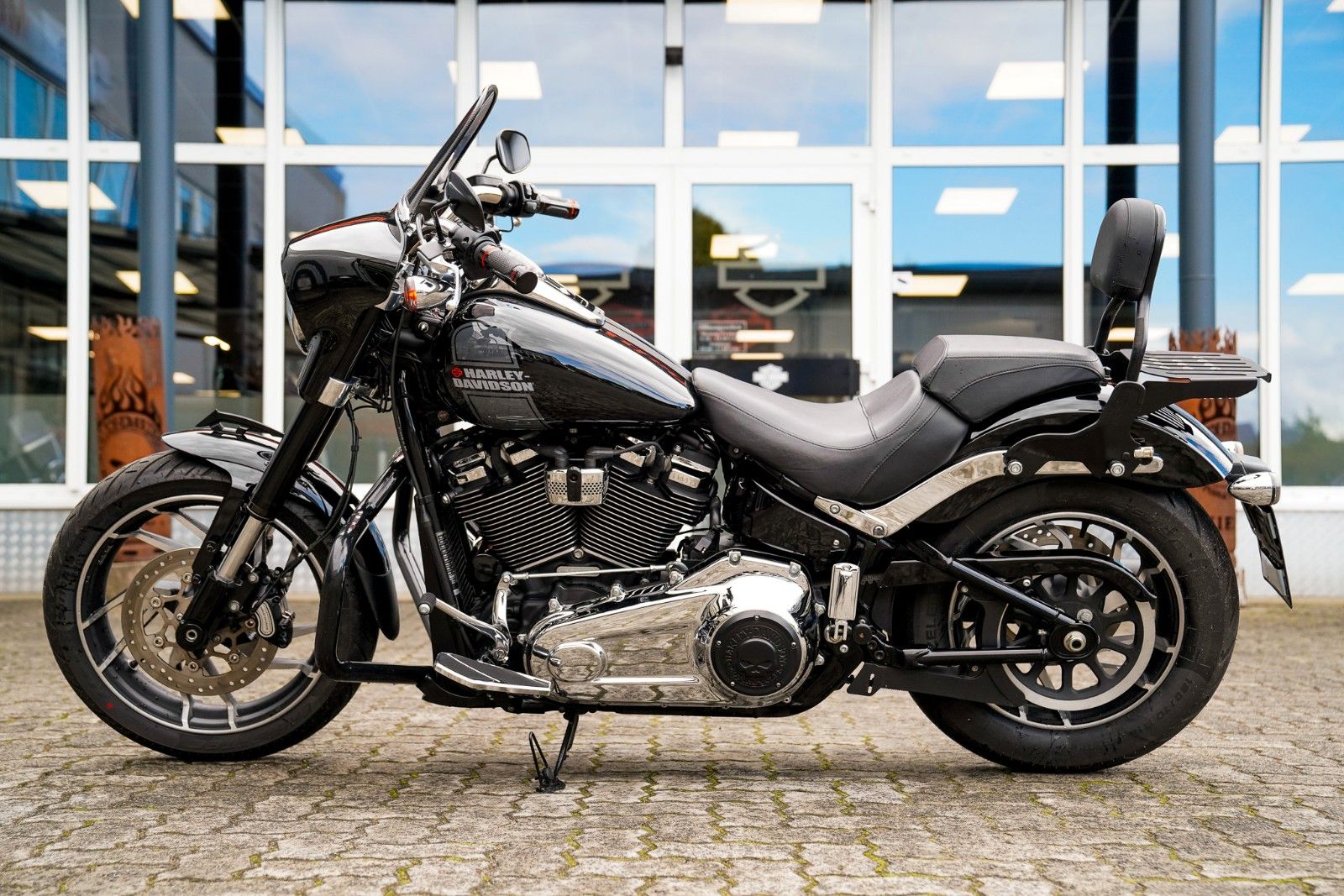 Fahrzeugabbildung Harley-Davidson FLSB Sport Glide 107 cui - Jekill & Hyde