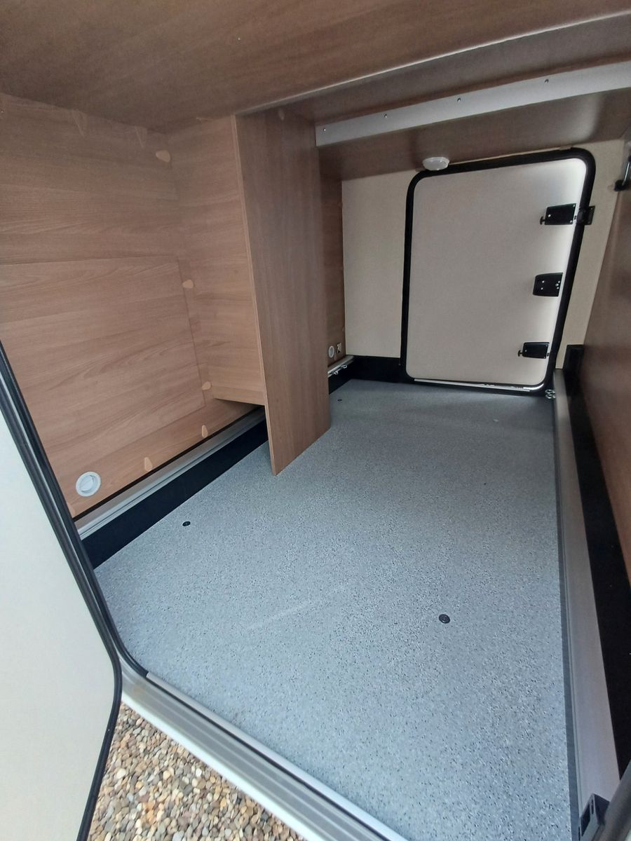 Fahrzeugabbildung Bürstner Lyseo TD 727 G Harmony Line SIE SPAREN € 29.987!