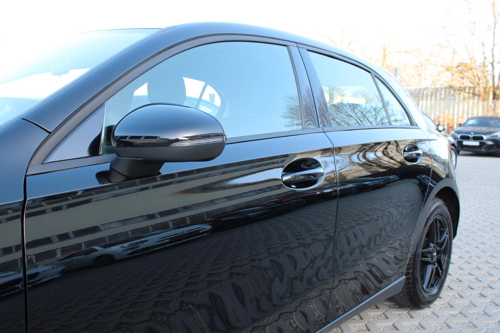 Mercedes-Benz A-Class A 180 d, миниатюра 20