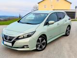 Nissan Leaf 150 PS 40KWH Abstand 8fach LED  - Nissan Leaf von privat