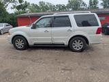 Lincoln Navigator - Lincoln: Geländewagen