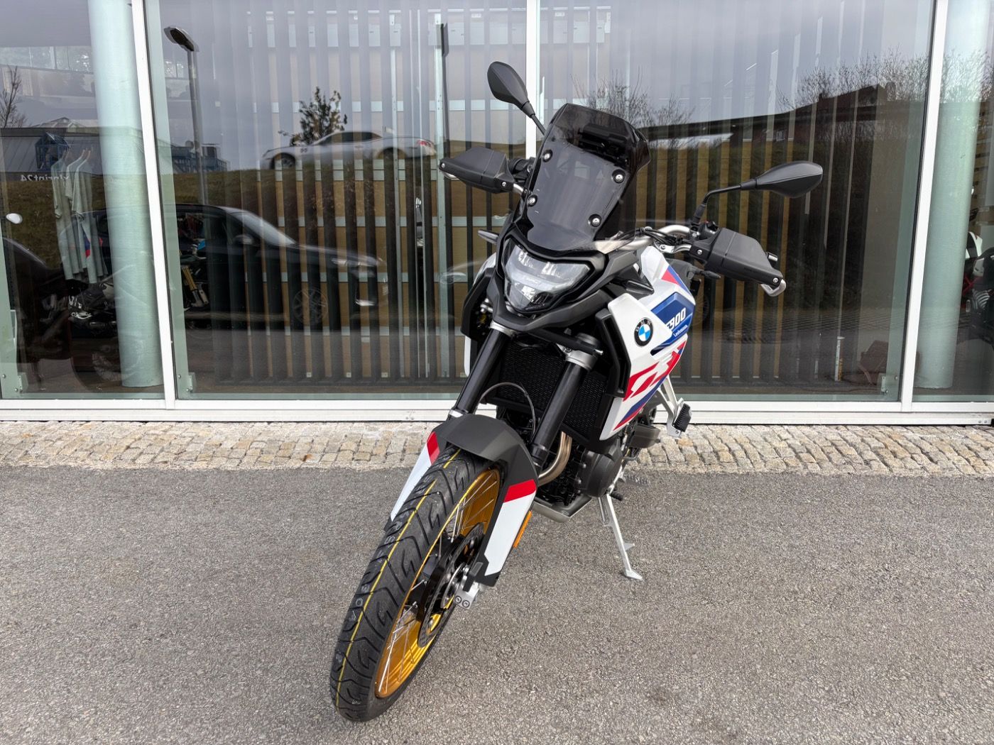 Fahrzeugabbildung BMW F 900 GS Trophy Dynamik-Paket