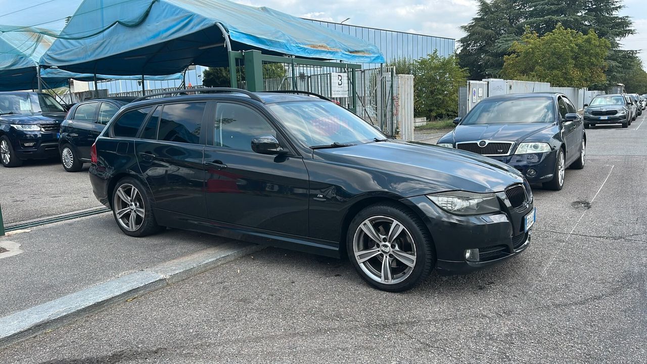BMW BMW Bmw 320 320d Futura 177cv Automatico Euro 5