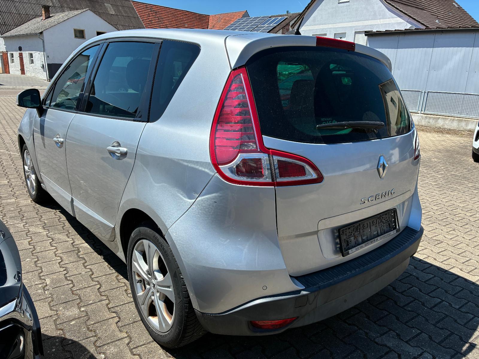 Renault Scenic Dynamique 1.6 16V - AHK -