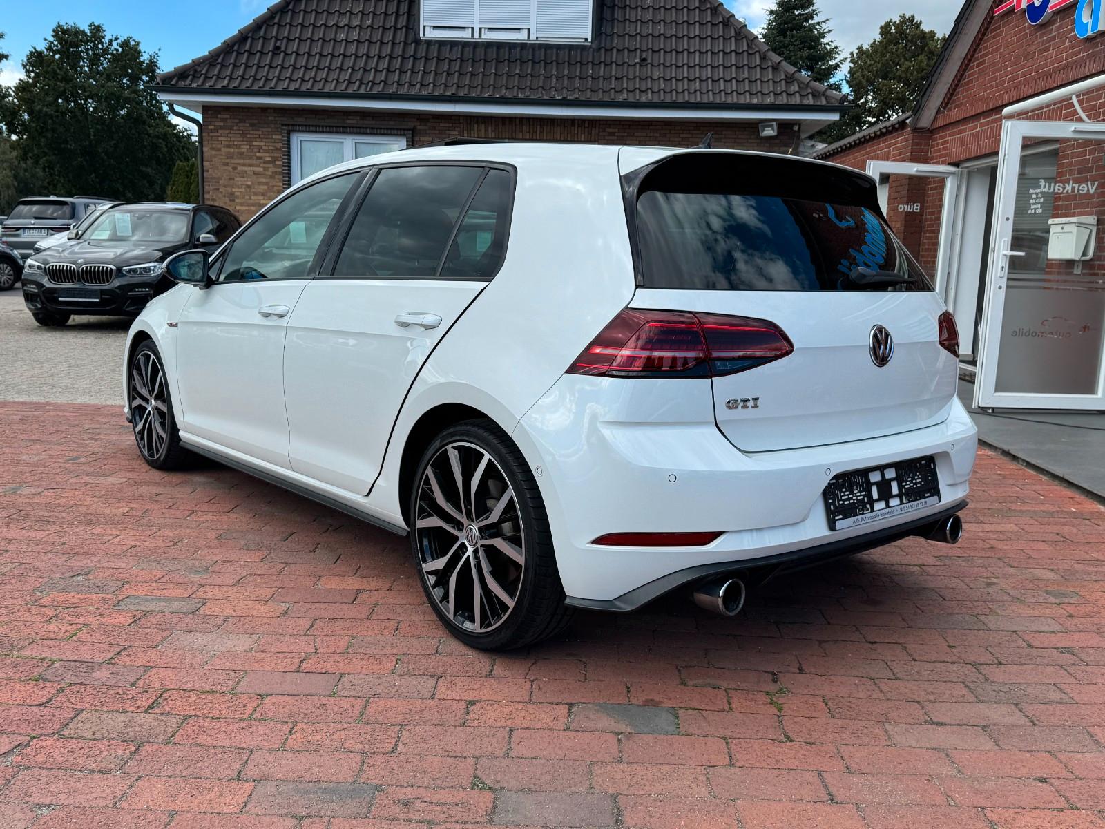 Volkswagen Golf VII Lim.GTI/Virtual/Ahk/Facelift/Navi/Leder
