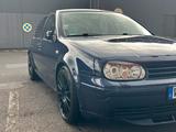 Volkswagen Golf 4 GTI 1.8T  200 PS - Volkswagen Golf aus 2001: GTI