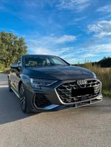Audi S3 Sportback 333 PS Navi, Winterräder, Garantie - Audi S3 mit Benzin-Antrieb: Sportwagen