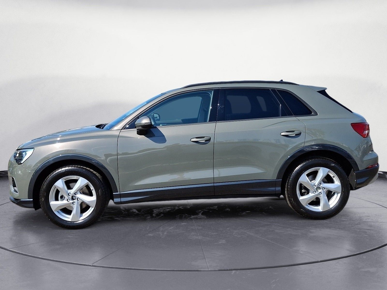 Audi Q3 35 TFSI S tronic advanced AHK ACC Ambiente Ko imagem 3