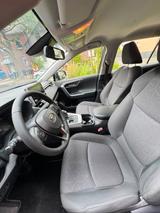 Toyota RAV 4 2,5-l-Hybrid Executive Auto 4x2 Executive - Toyota RAV 4 Gebrauchtwagen in Düsseldorf