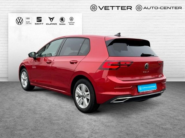 Fahrzeugabbildung Volkswagen Golf VIII ACTIVE 1.5 eTSI DSG - MTRX*HUD*Navi!!!