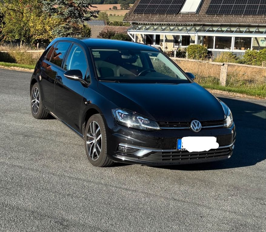 Image of Volkswagen Golf