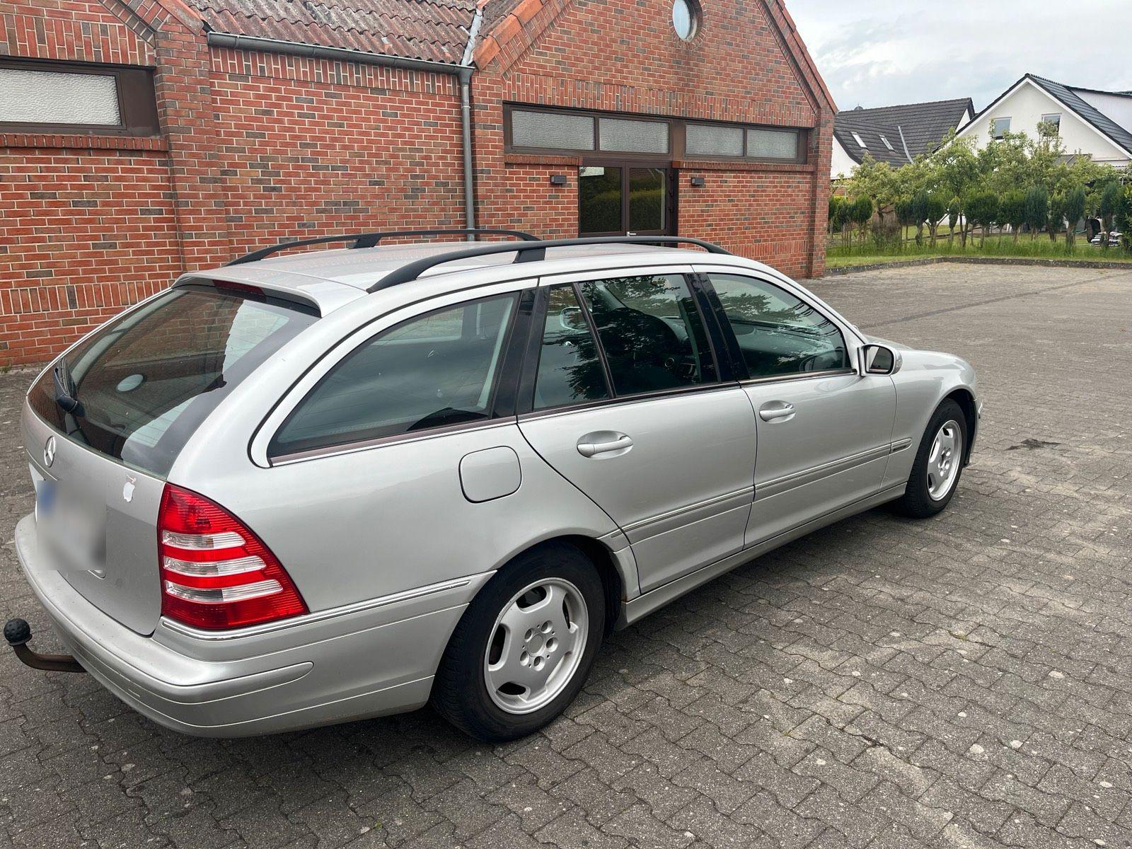 Mercedes-Benz C 200