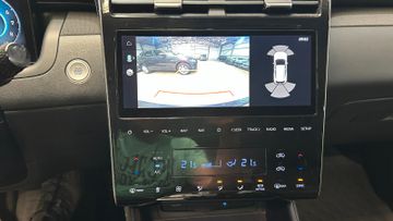 Hyundai TUCSON - 11