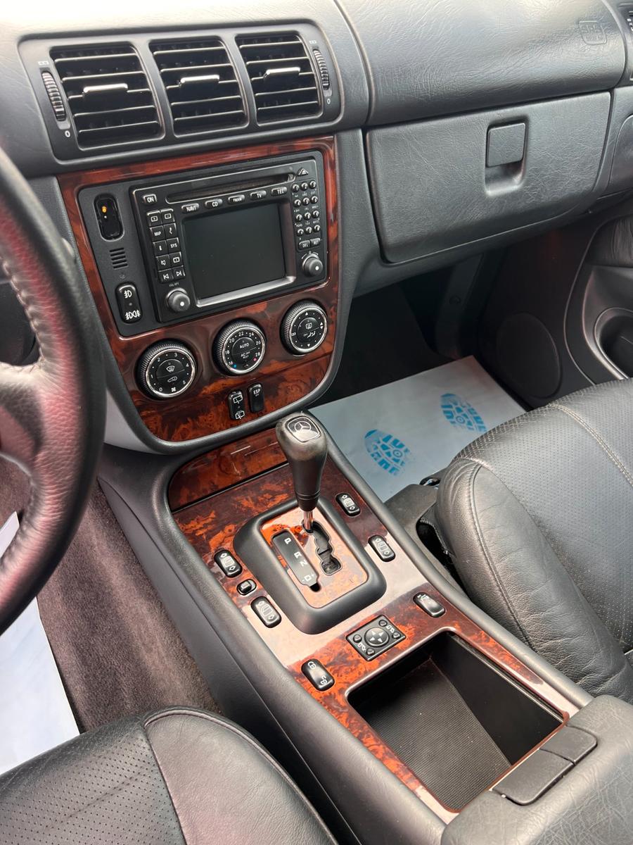 Mercedes-Benz ML270 2004 — photo 16