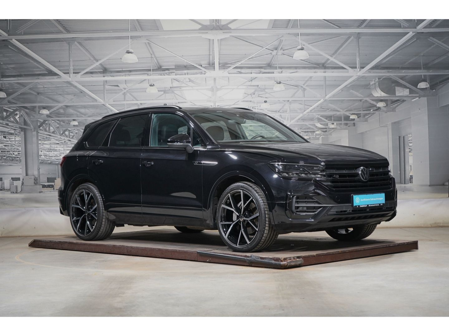 Volkswagen Touareg R-Line 3.0 TDI 4M AHK Pano foto 4
