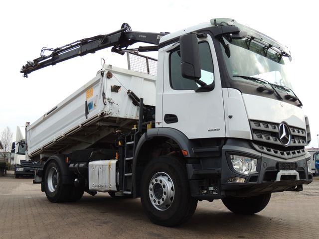 Mercedes-Benz 1835 K ipper/Kran Hiab 099-3/Funk/2 x AHK