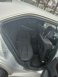 Mercedes E 200 - 11